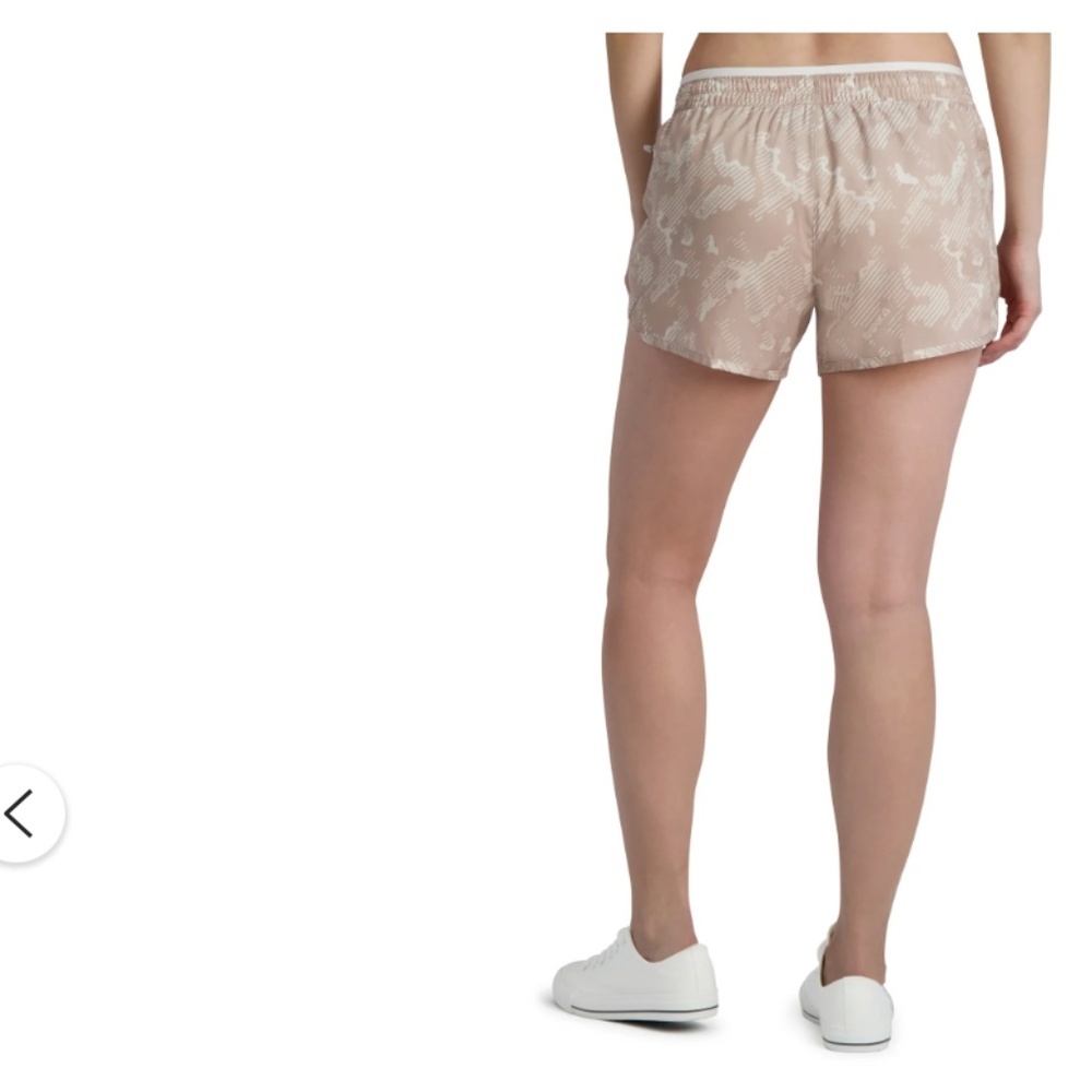 NEW with TAGS - Reebok Women Shorts SZ XL - Picture 2 of 16